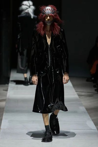 Look 5